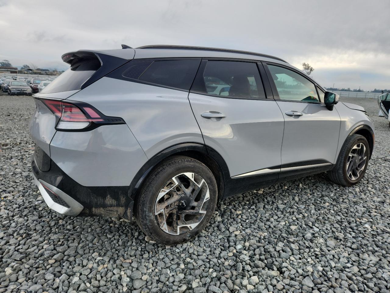 2025 KIA SPORTAGE SX PRESTIGE photo 3