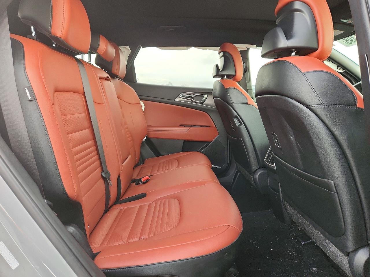 2025 KIA SPORTAGE SX PRESTIGE photo 11