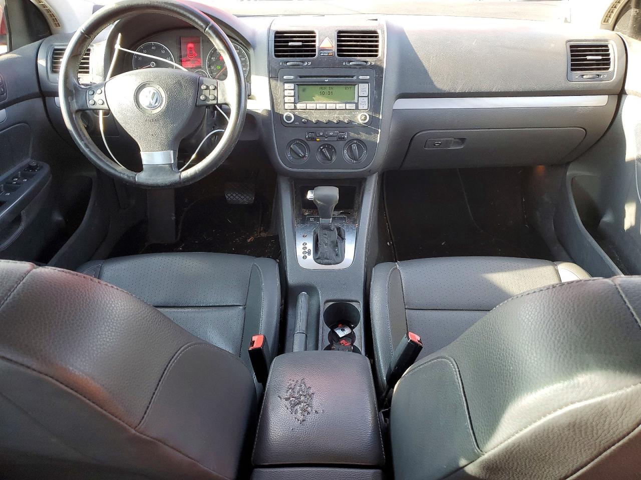 2008 VOLKSWAGEN JETTA SE photo 8