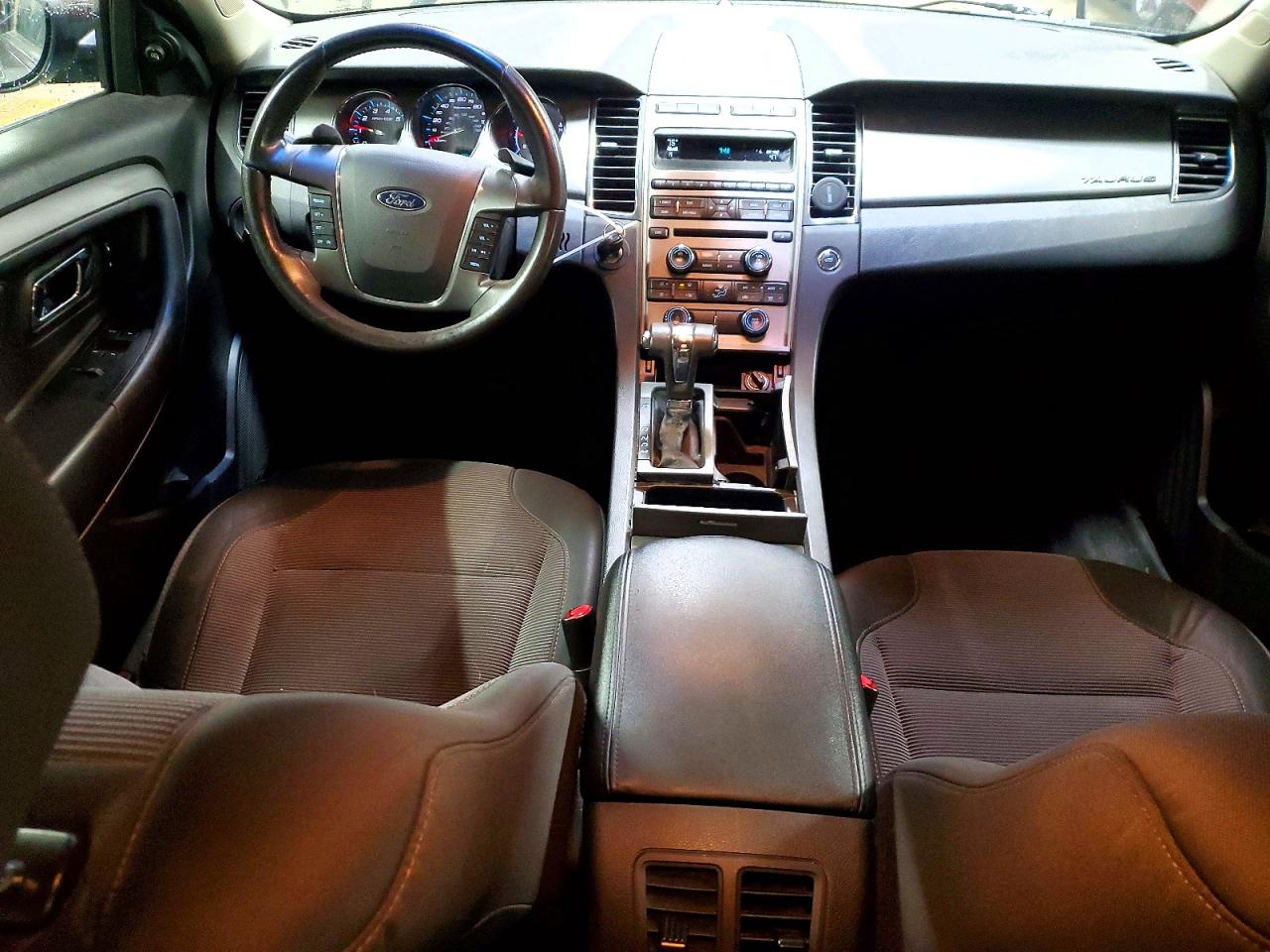 2012 FORD TAURUS SEL photo 8