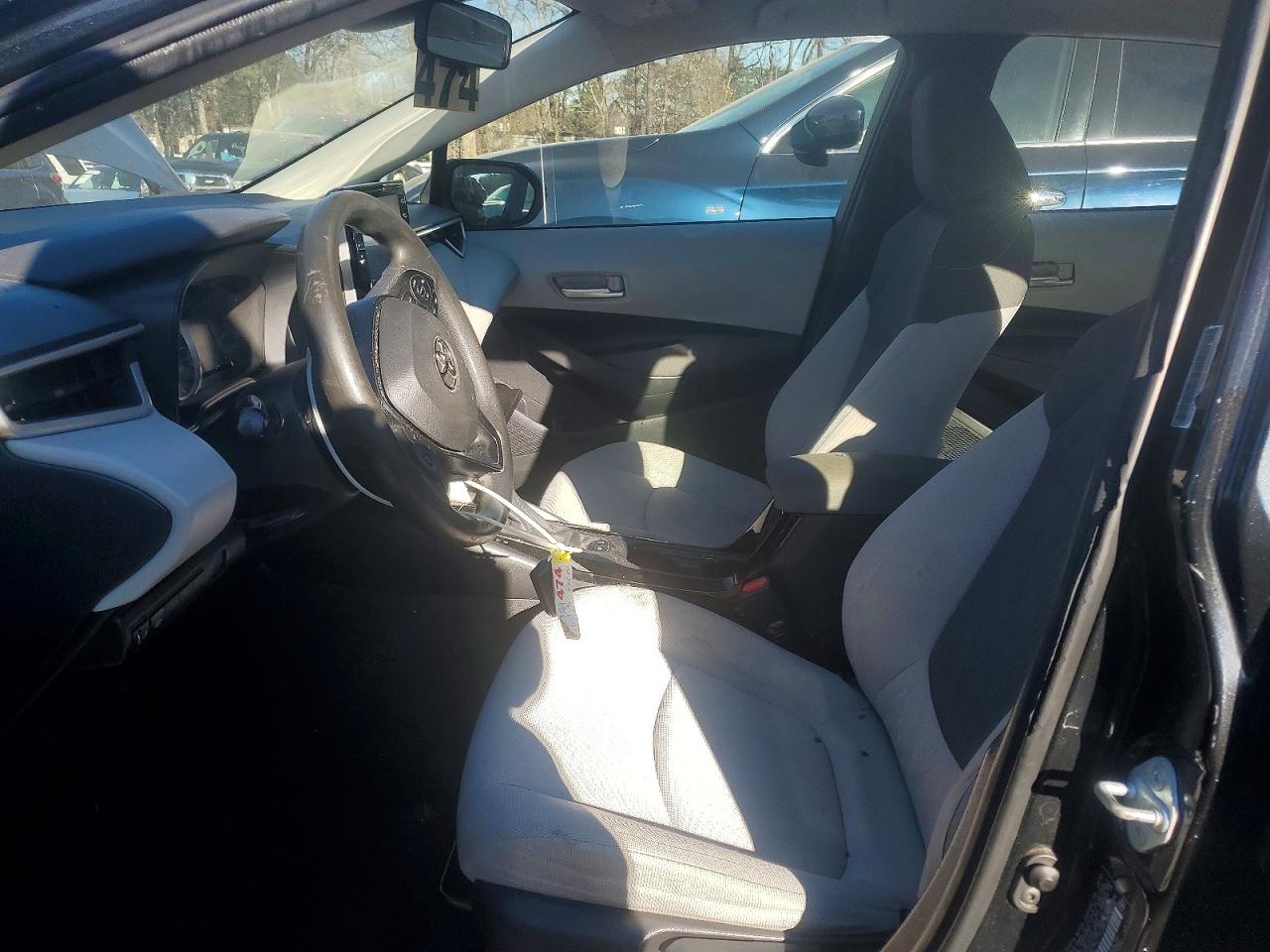 2021 TOYOTA COROLLA LE photo 13