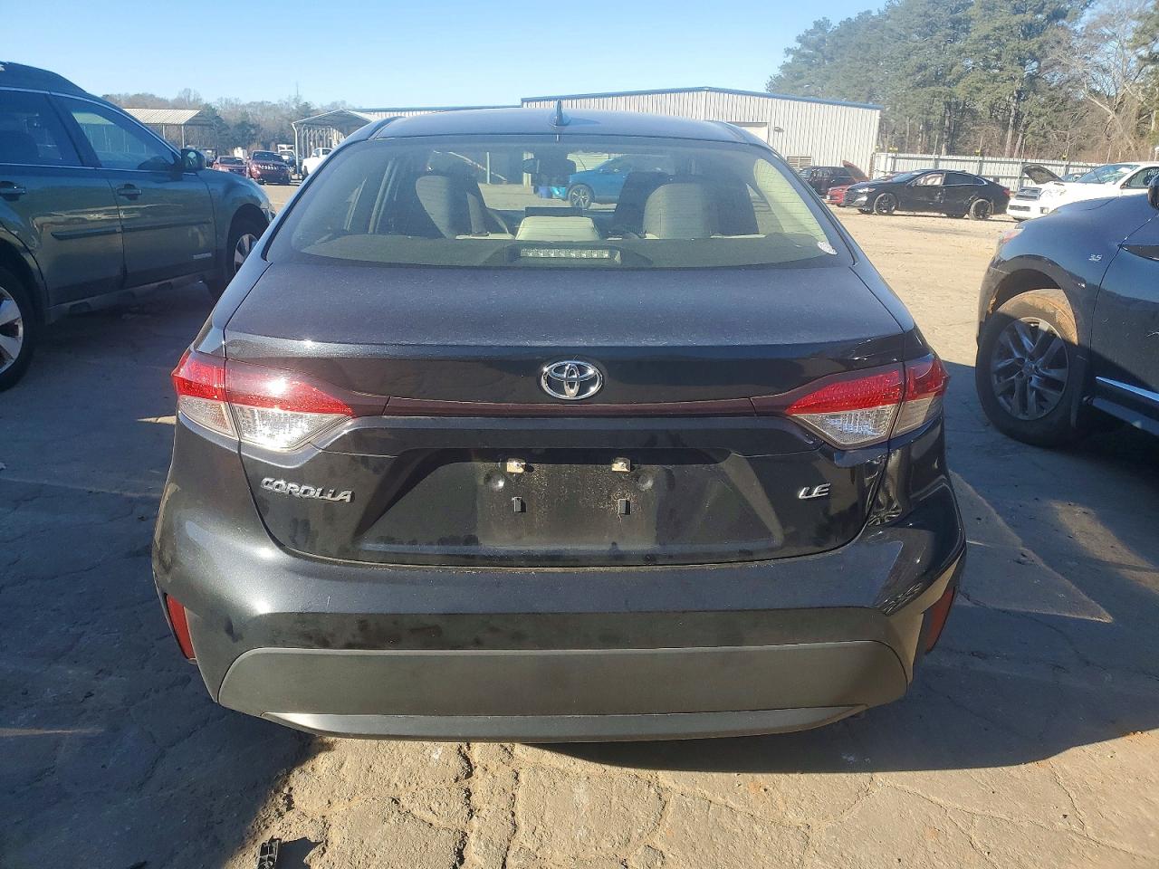 2021 TOYOTA COROLLA LE photo 11