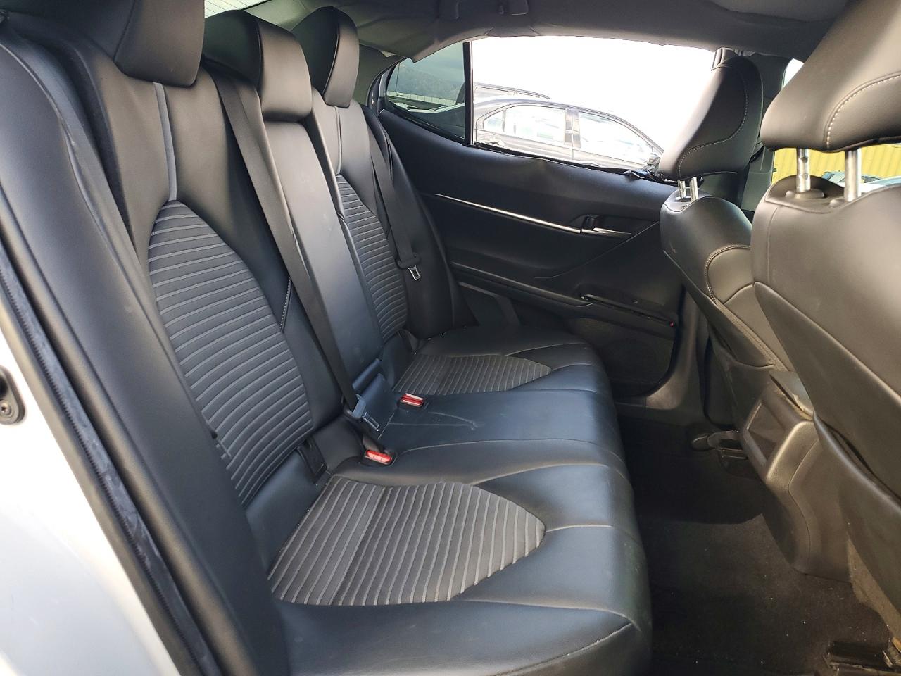 2022 TOYOTA CAMRY NIGHT SHADE photo 19