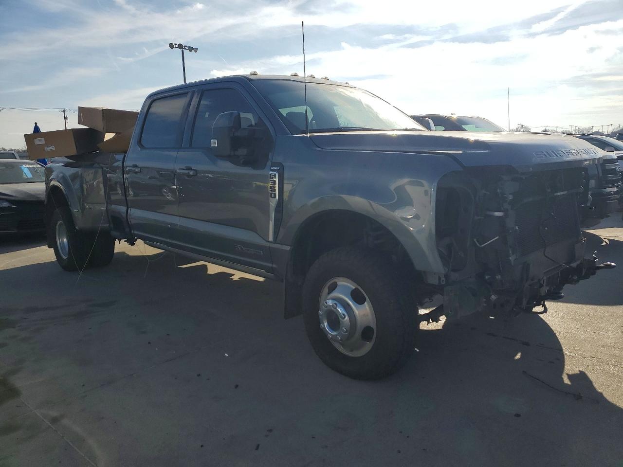 2023 FORD F350 SUPER DUTY photo 4