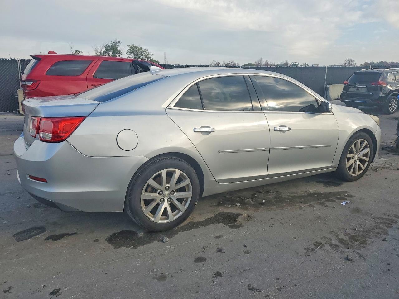 2014 CHEVROLET MALIBU 1LT photo 3
