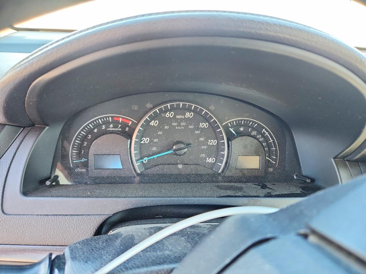 2015 TOYOTA CAMRY LE photo 9