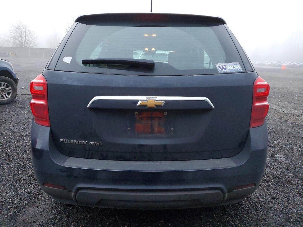 2017 CHEVROLET EQUINOX LS photo 11