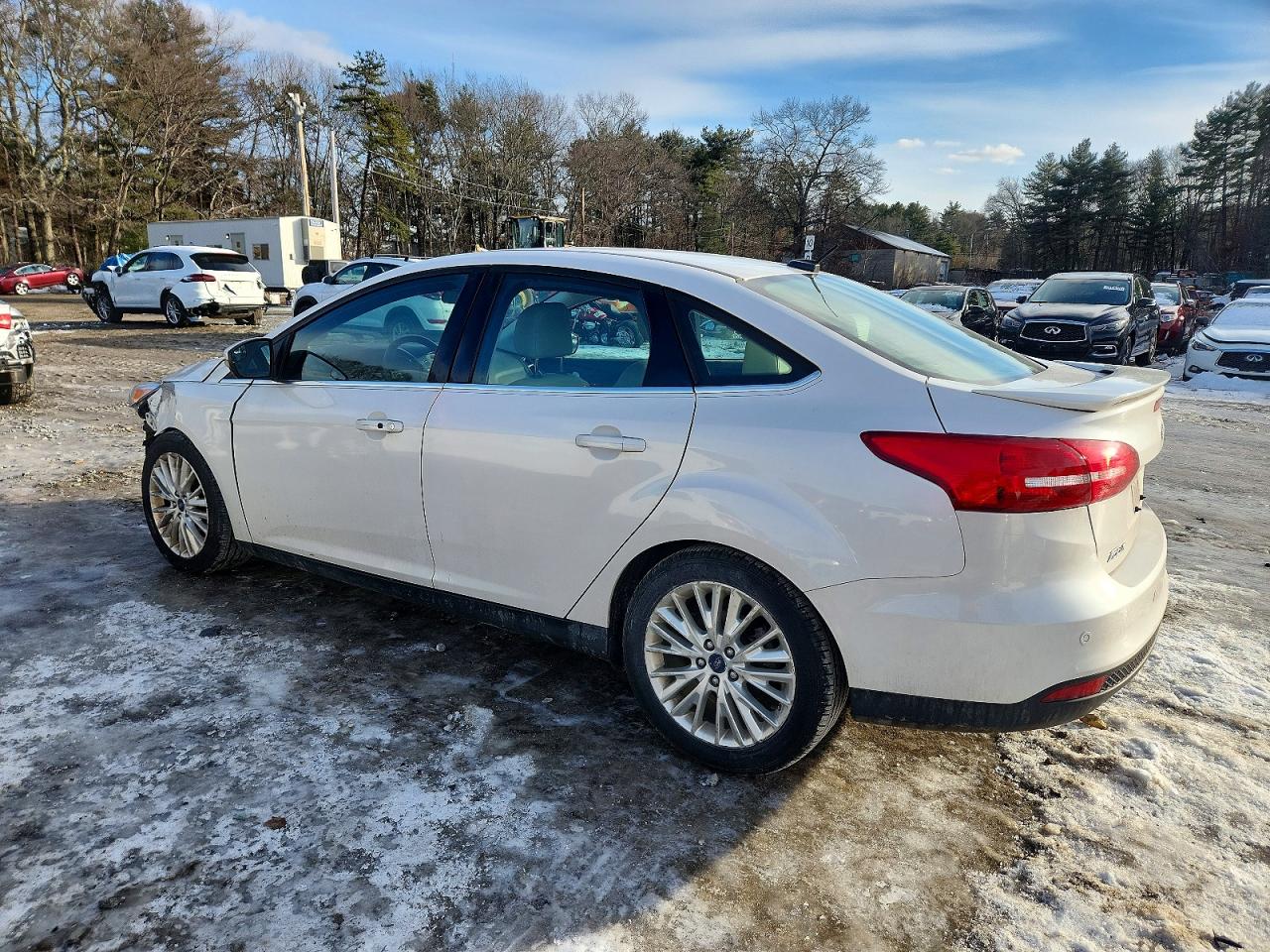 2017 FORD FOCUS TITANIUM photo 2