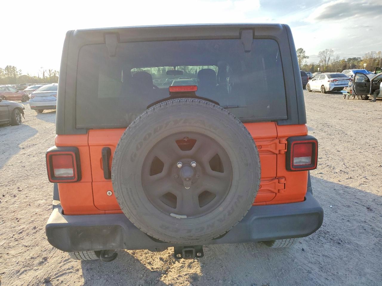 2018 JEEP WRANGLER UNLIMITED SPORT photo 6