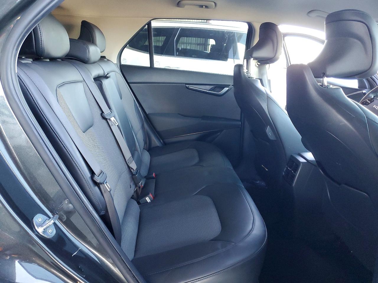 2023 KIA NIRO WIND photo 10