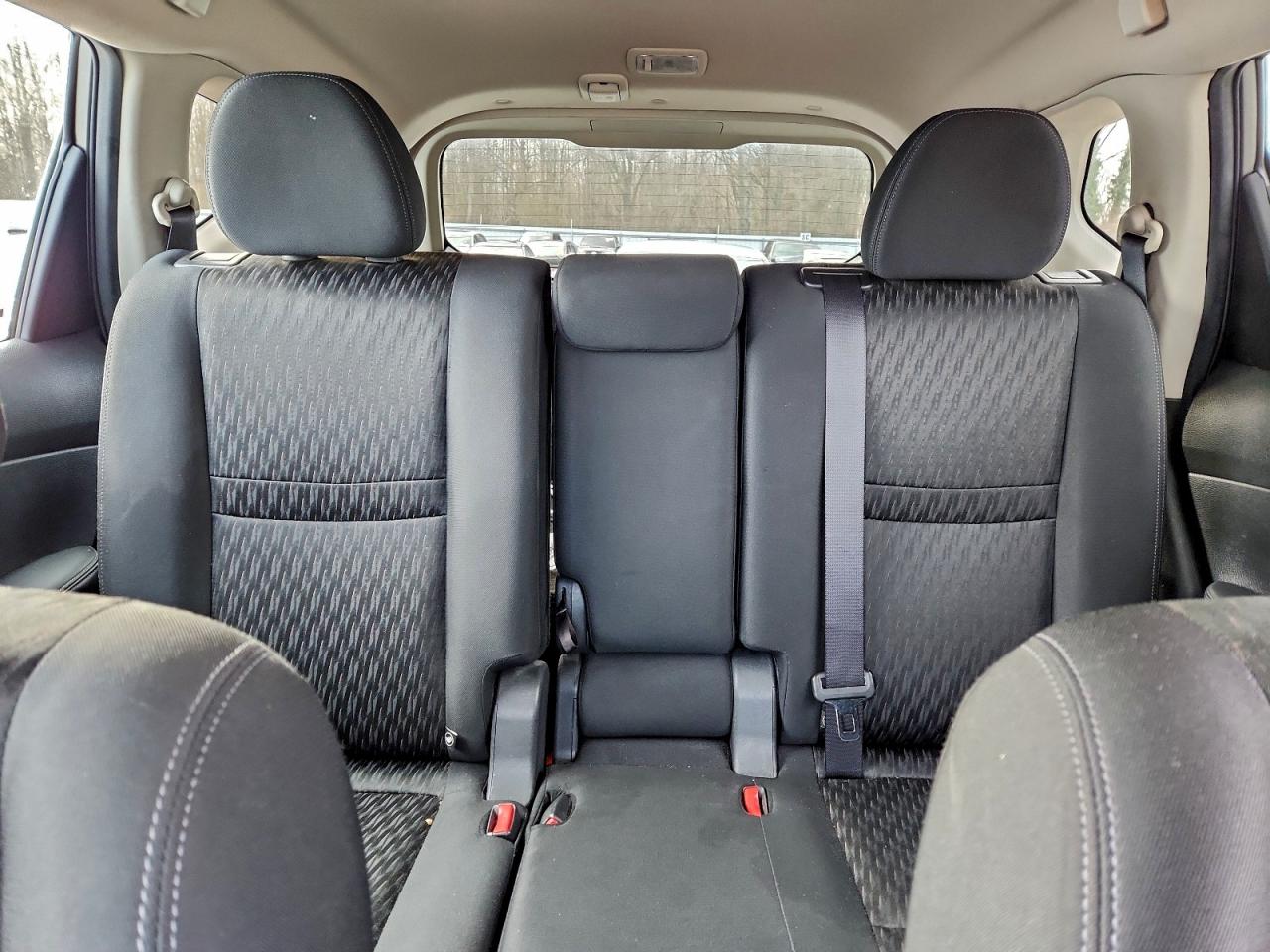 2018 NISSAN ROGUE S photo 10