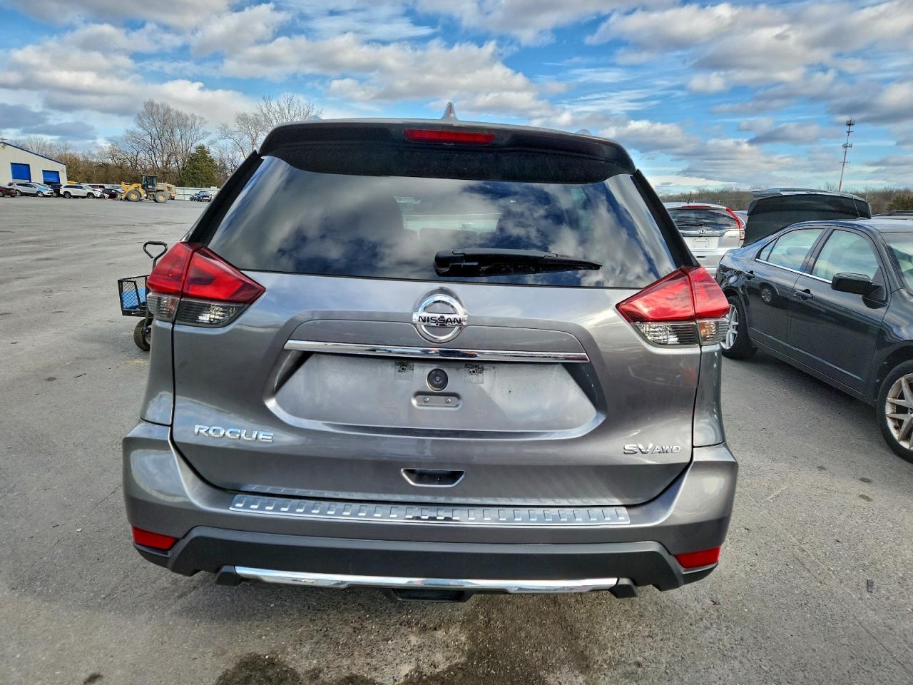 2018 NISSAN ROGUE S photo 6