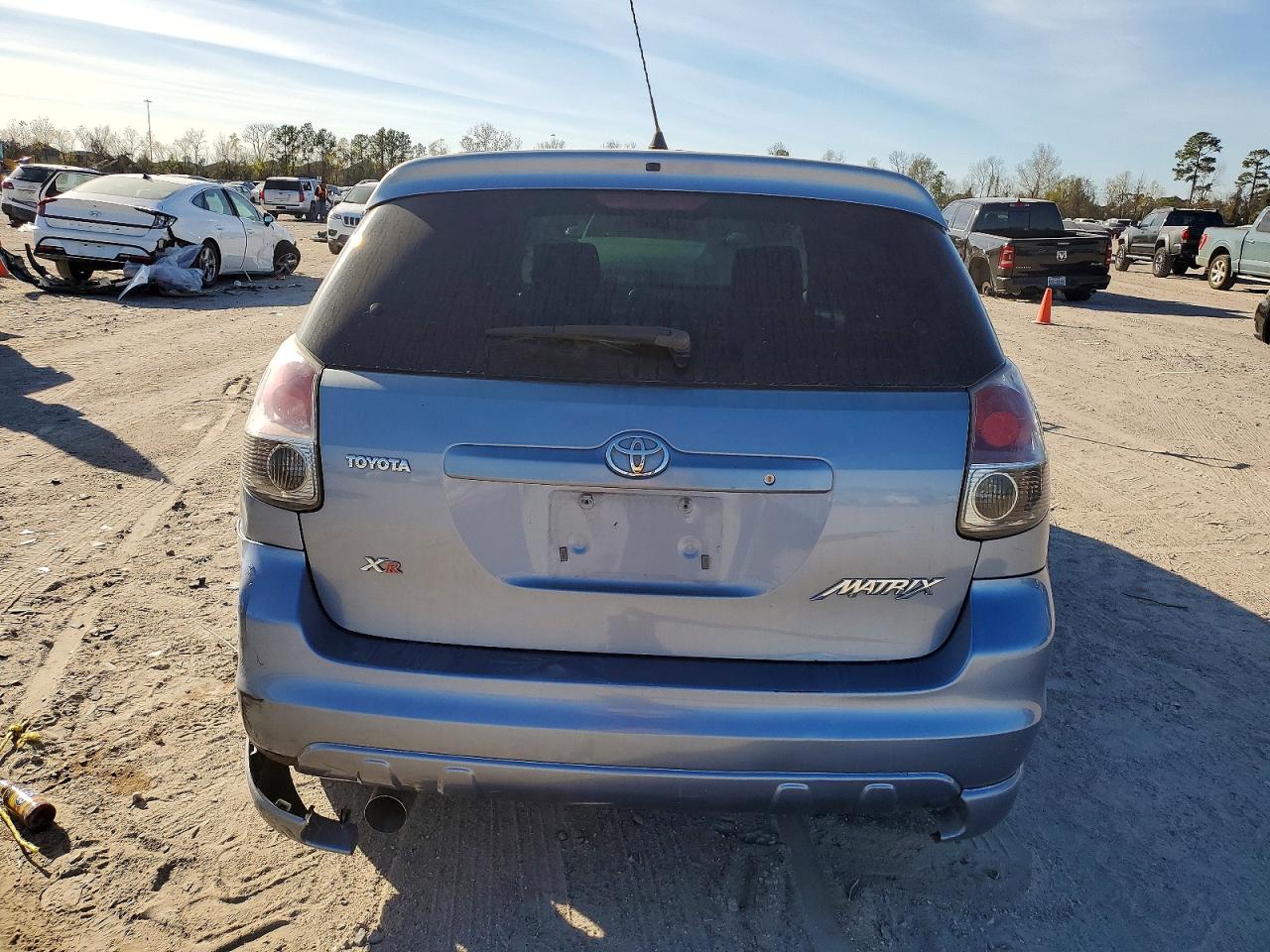 2006 TOYOTA COROLLA MATRIX XR photo 6