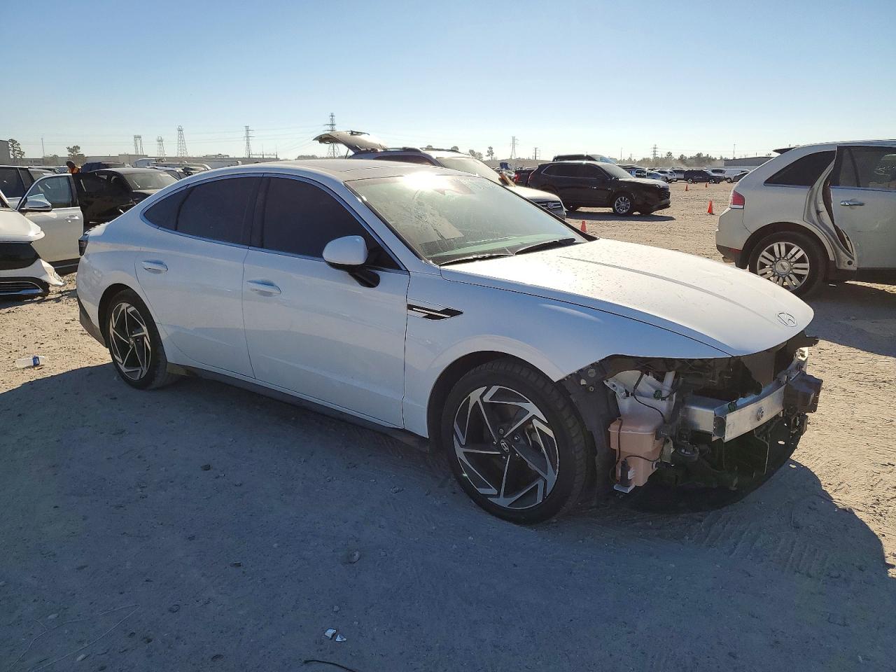 2024 HYUNDAI SONATA SEL photo 4
