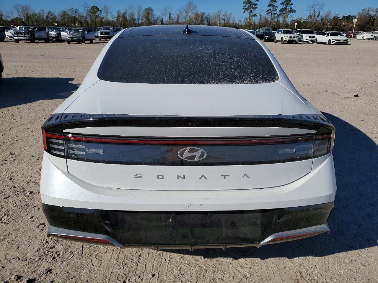 2024 HYUNDAI SONATA SEL photo 6