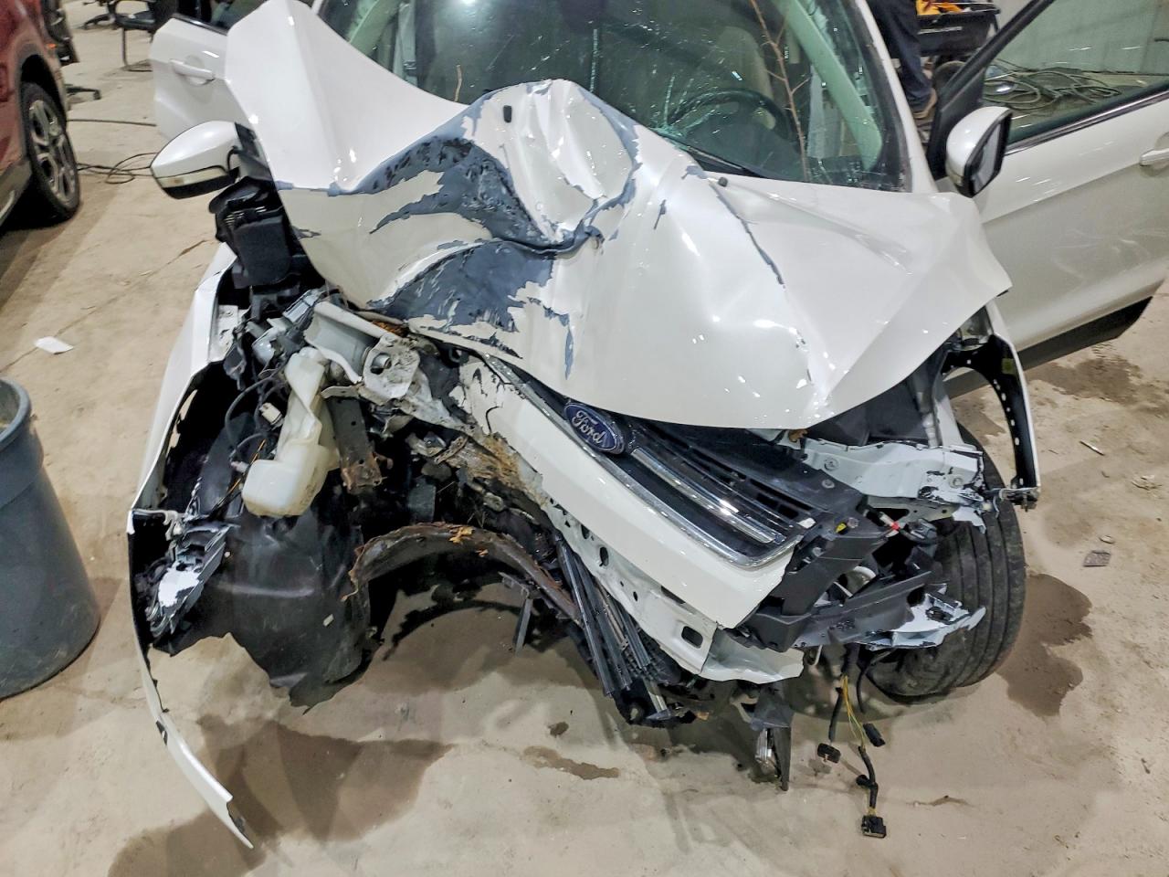 2015 FORD ESCAPE TITANIUM photo 12