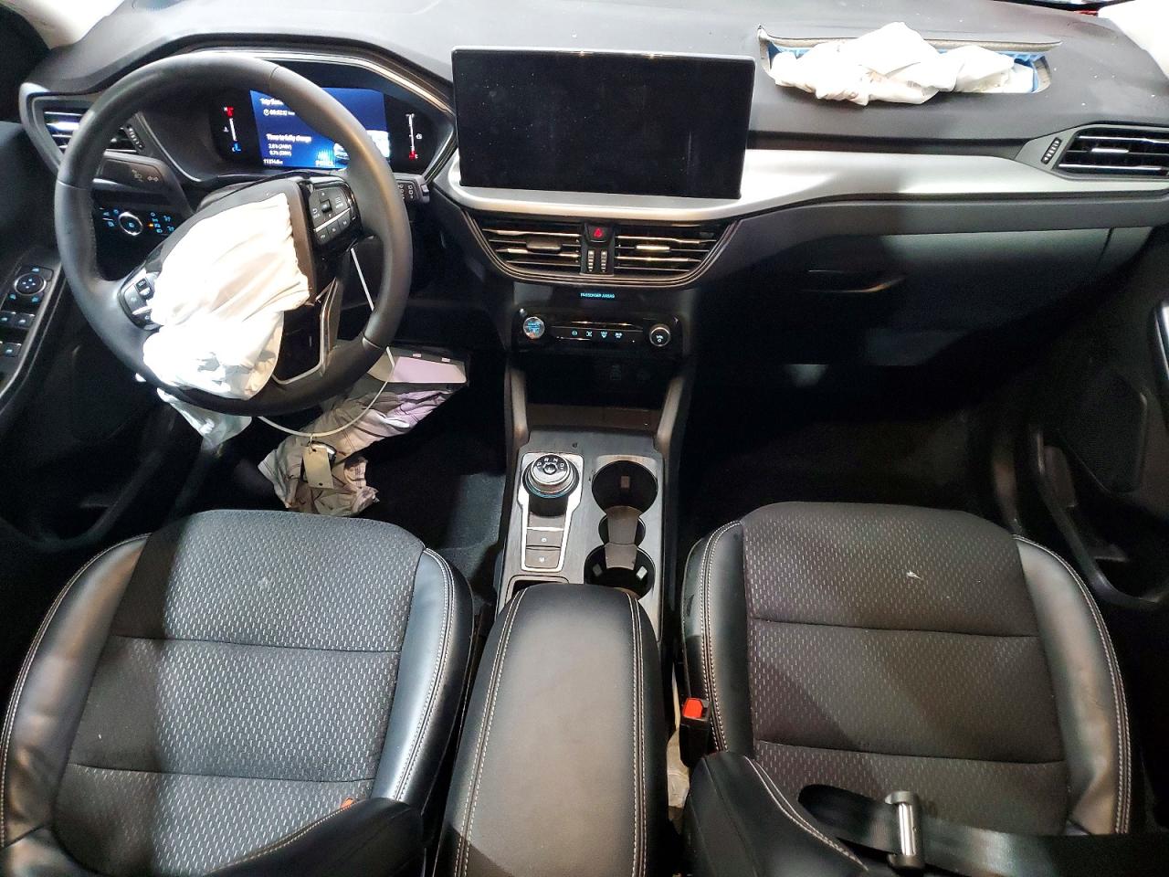 2025 FORD ESCAPE photo 8