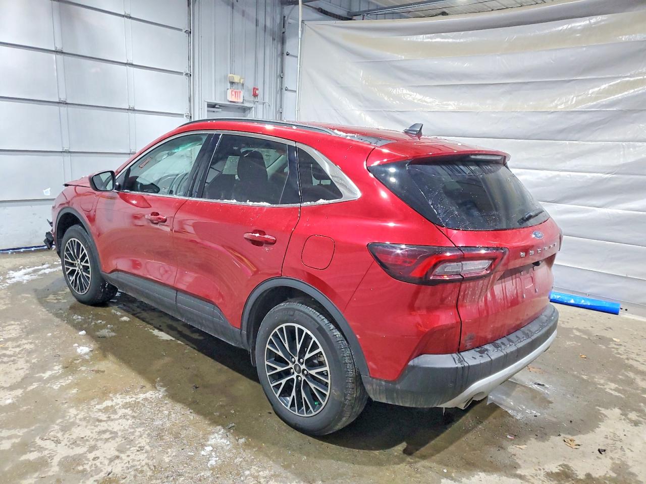 2025 FORD ESCAPE photo 2