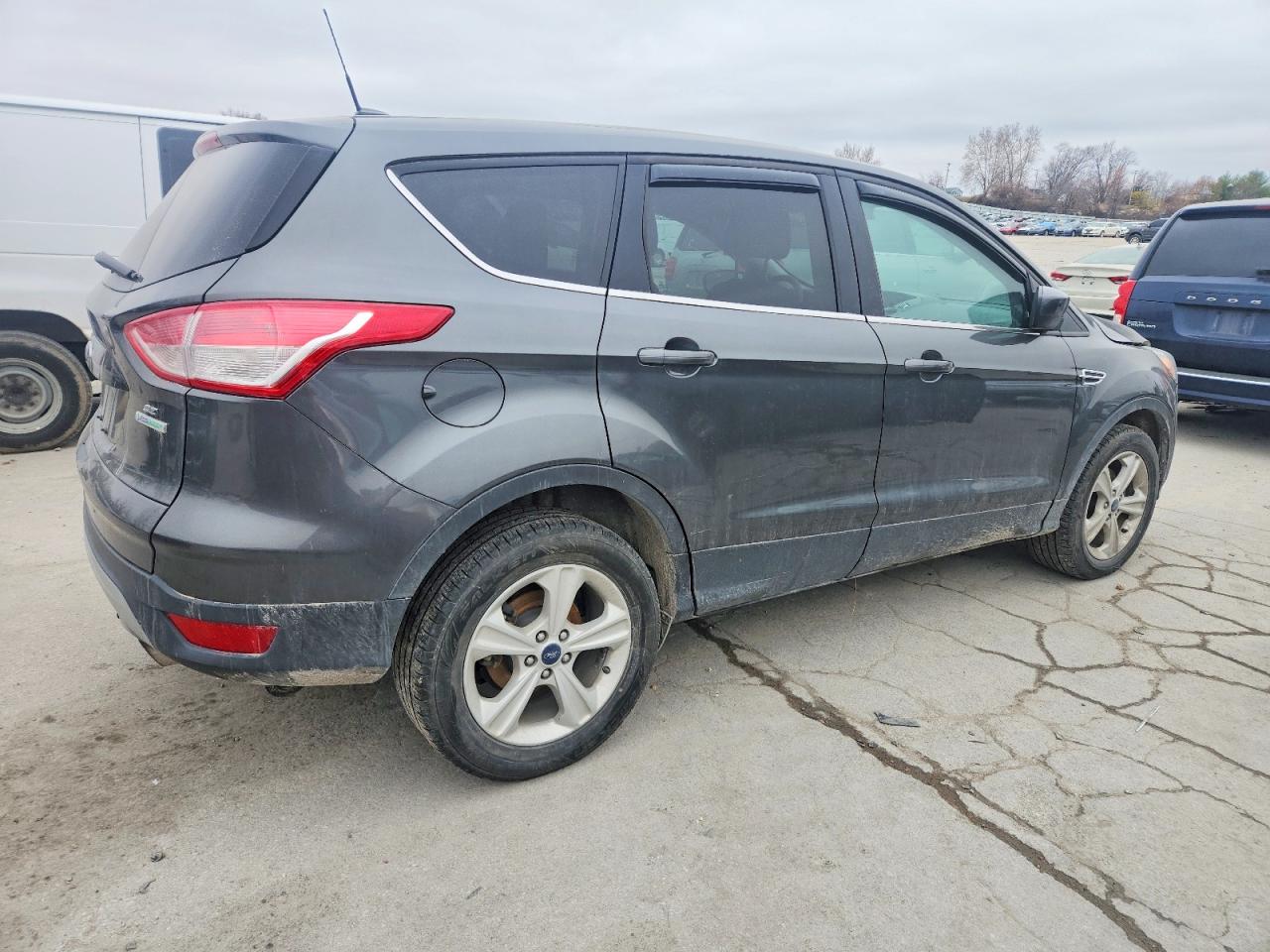 2016 FORD ESCAPE SE photo 5