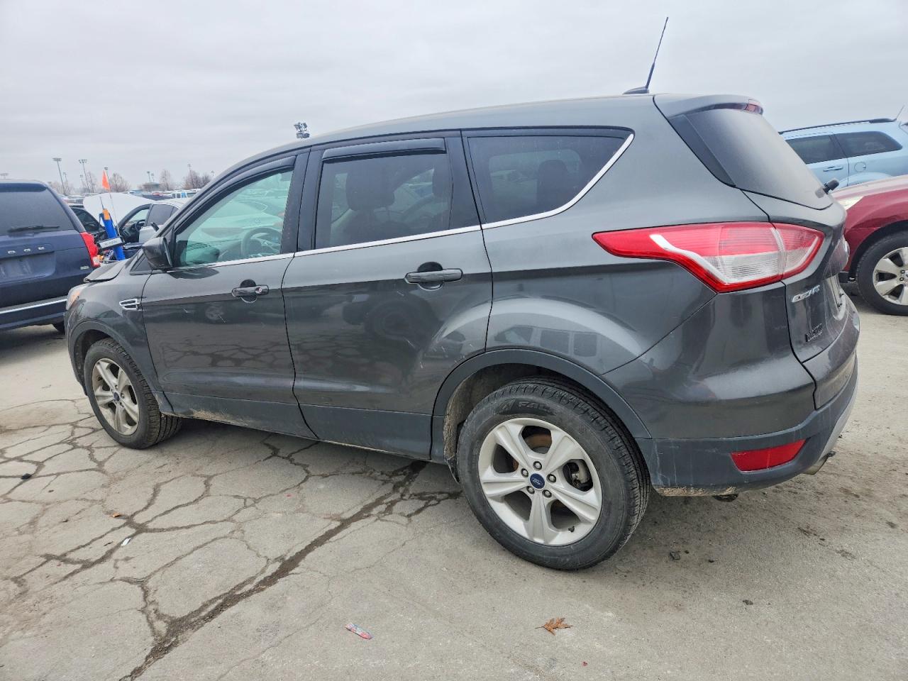 2016 FORD ESCAPE SE photo 3