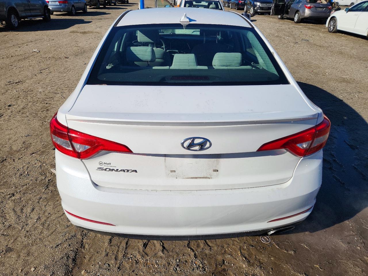 2017 HYUNDAI SONATA SE photo 11