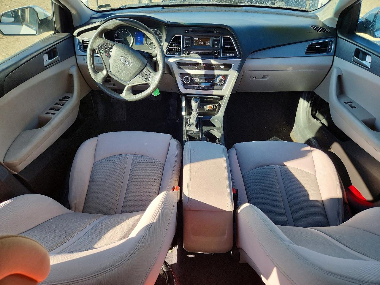 2017 HYUNDAI SONATA SE photo 15