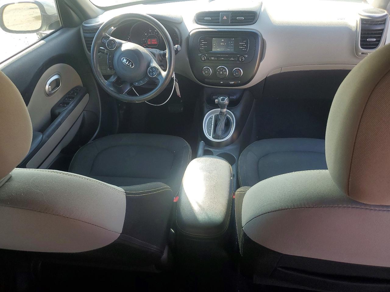 2016 KIA SOUL + photo 8