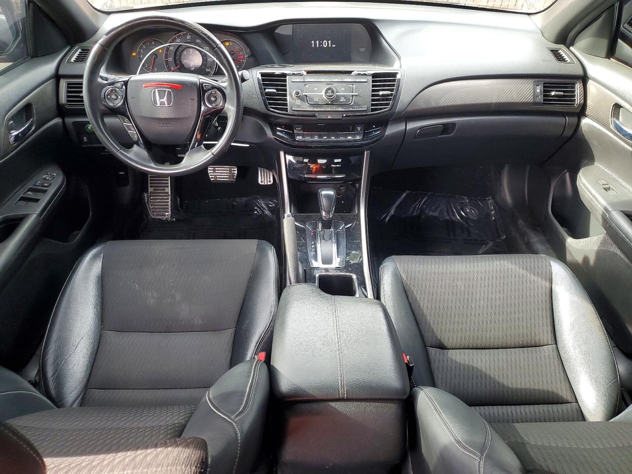 2016 HONDA ACCORD SPORT photo 8