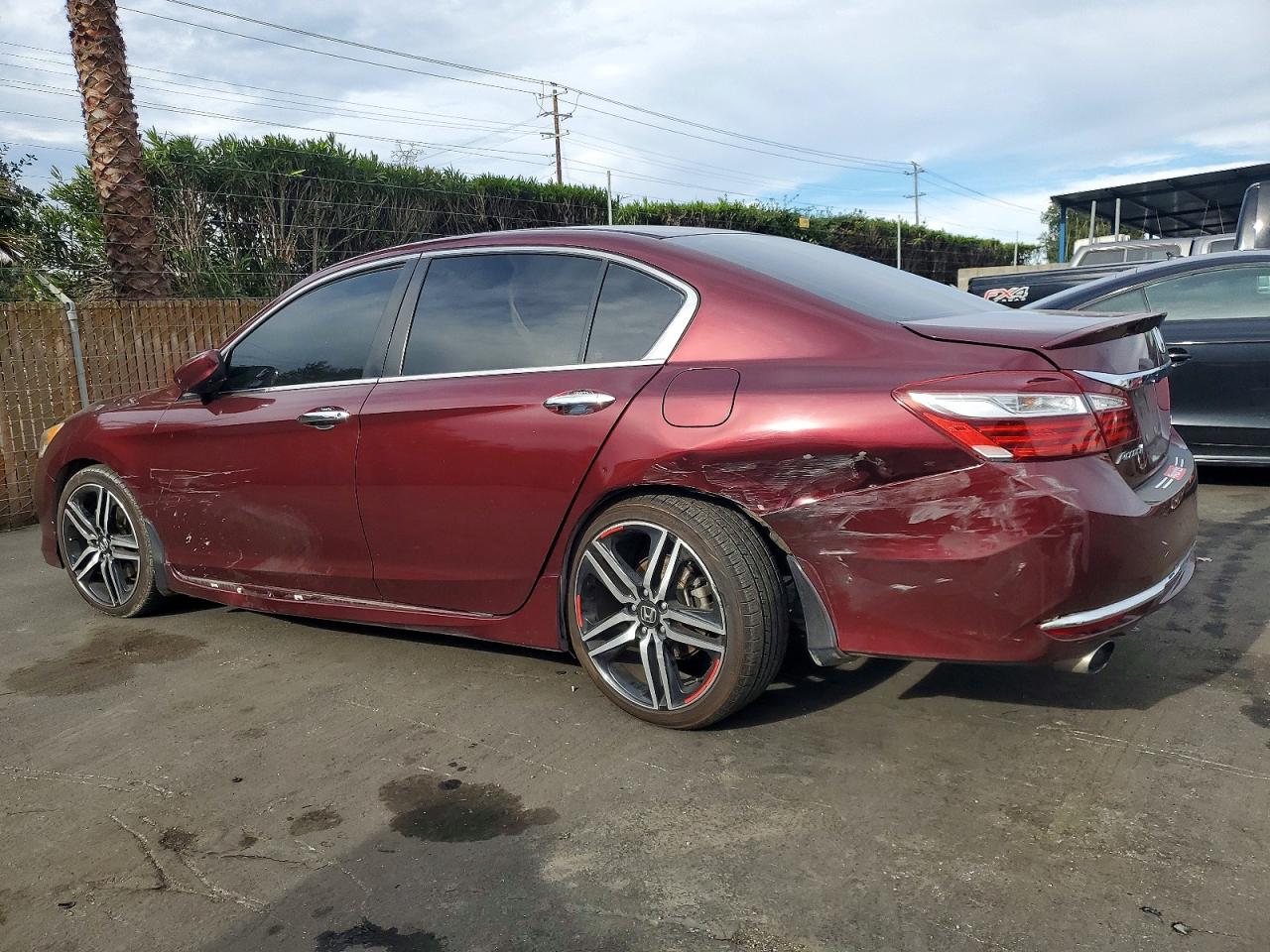 2016 HONDA ACCORD SPORT photo 2
