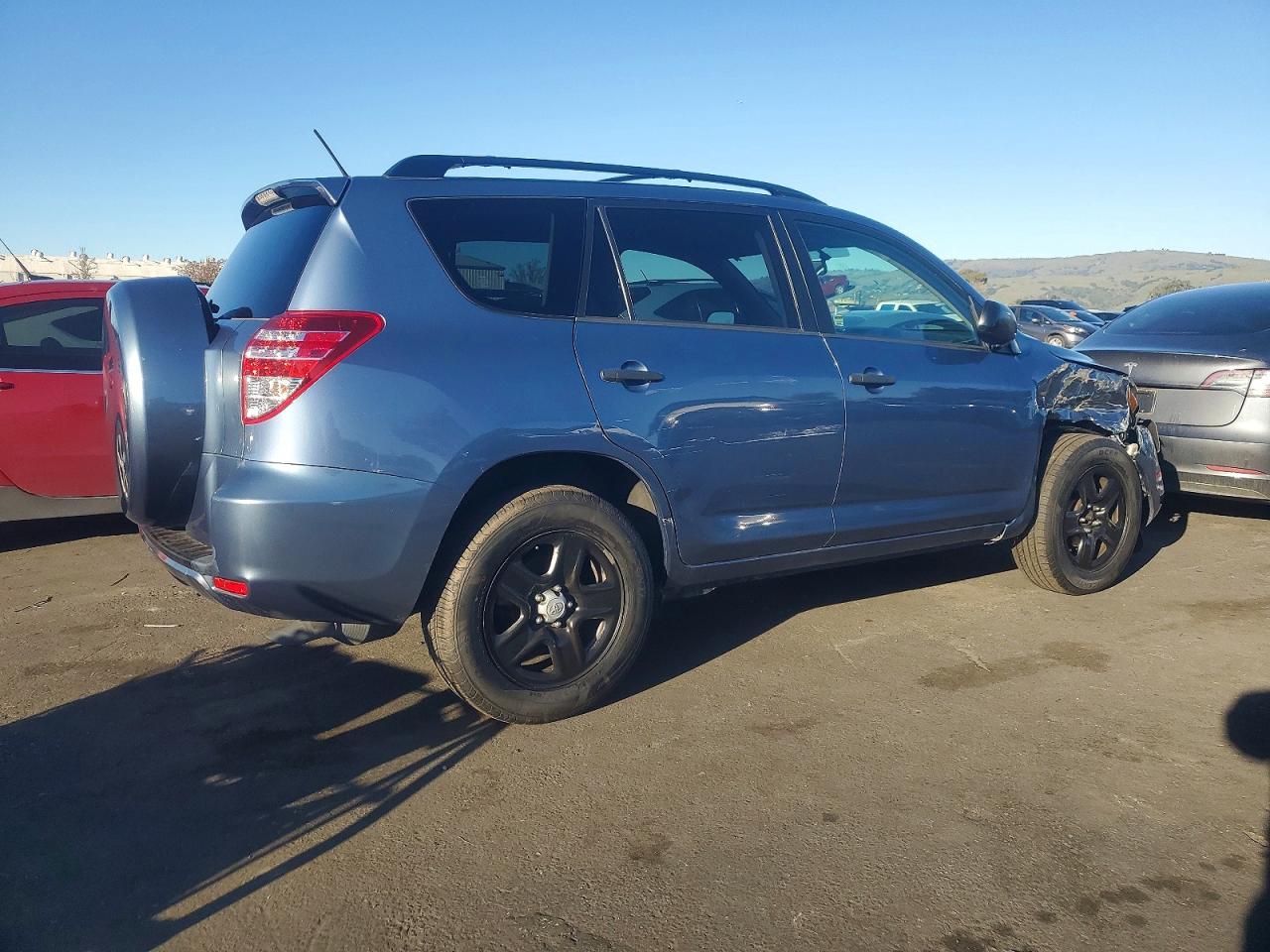 2010 TOYOTA RAV4 photo 3