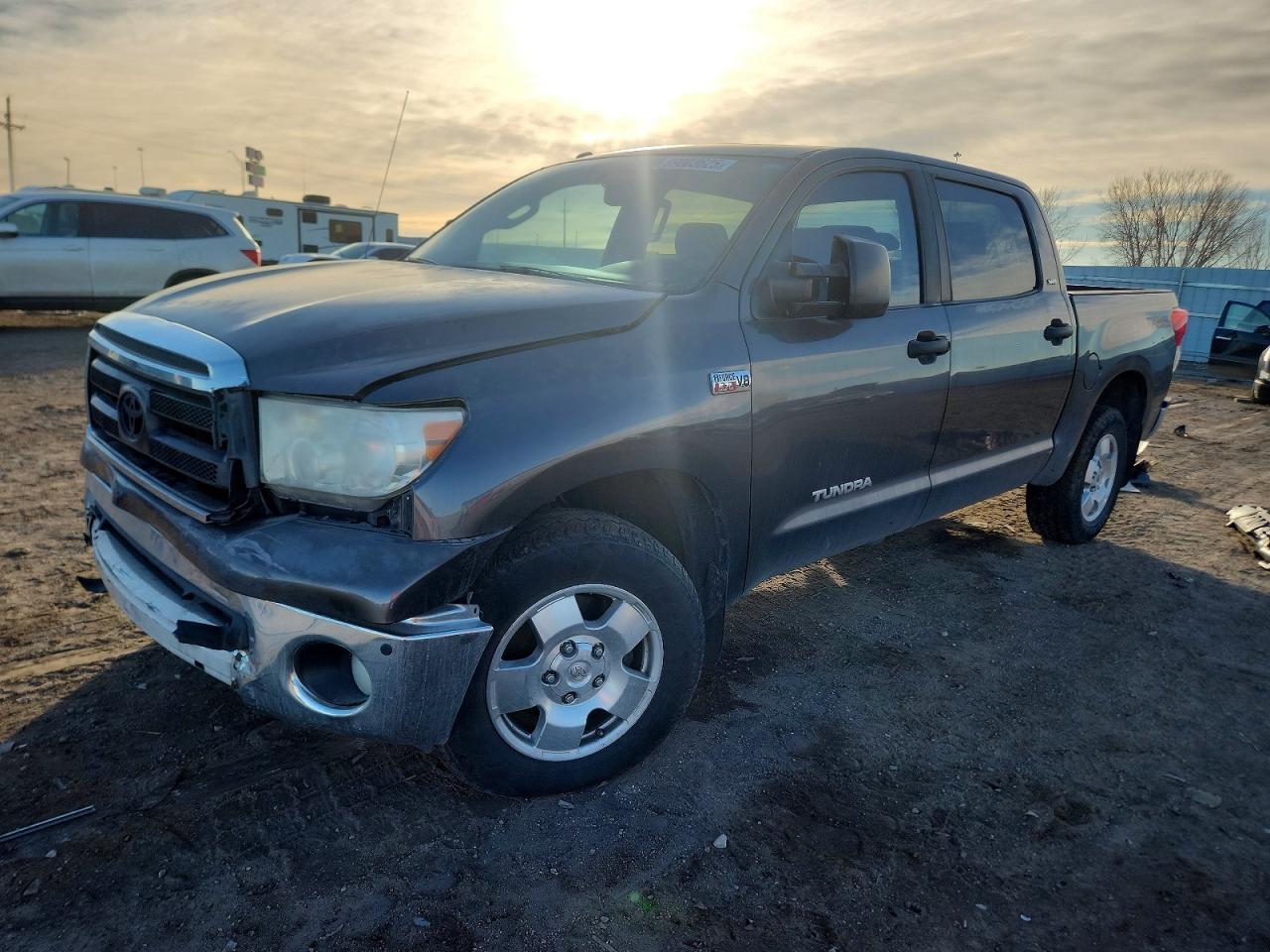 2011 TOYOTA TUNDRA