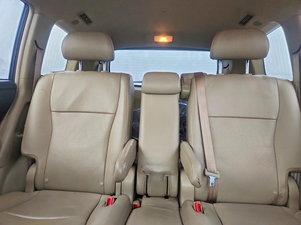 2013 TOYOTA HIGHLANDER LIMITED photo 10
