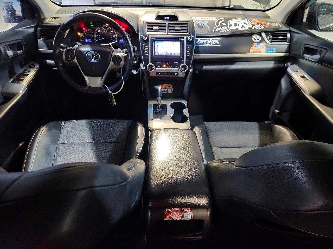 2012 TOYOTA CAMRY SE photo 8