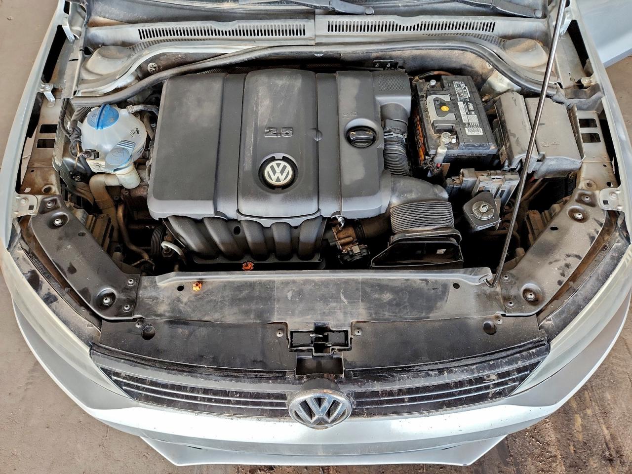 2012 VOLKSWAGEN JETTA SE photo 11