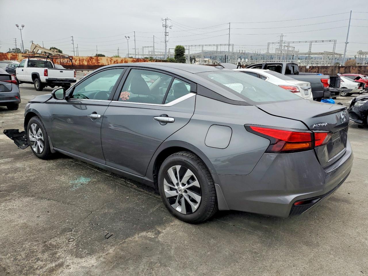 2019 NISSAN ALTIMA S photo 2