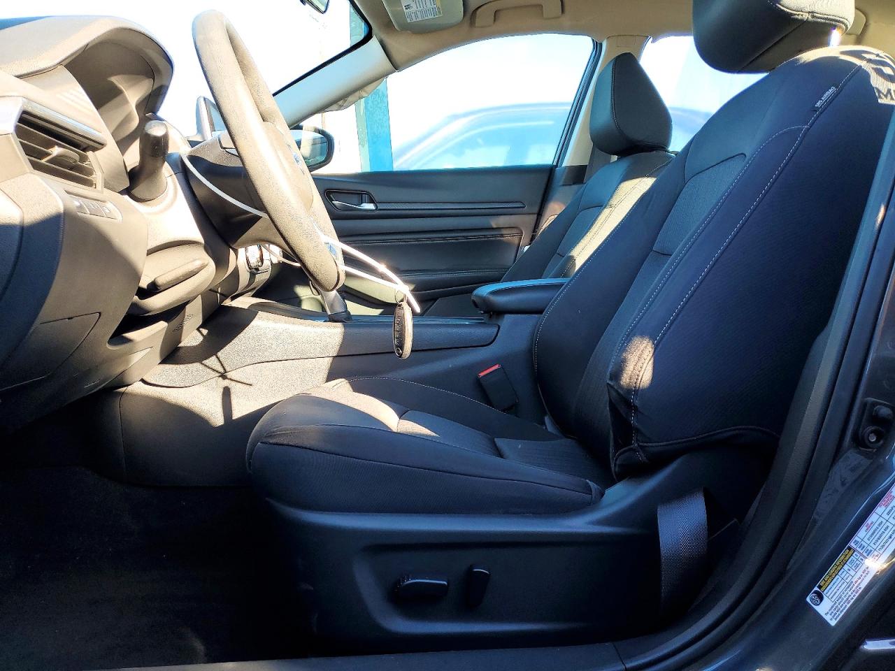 2019 NISSAN ALTIMA S photo 7