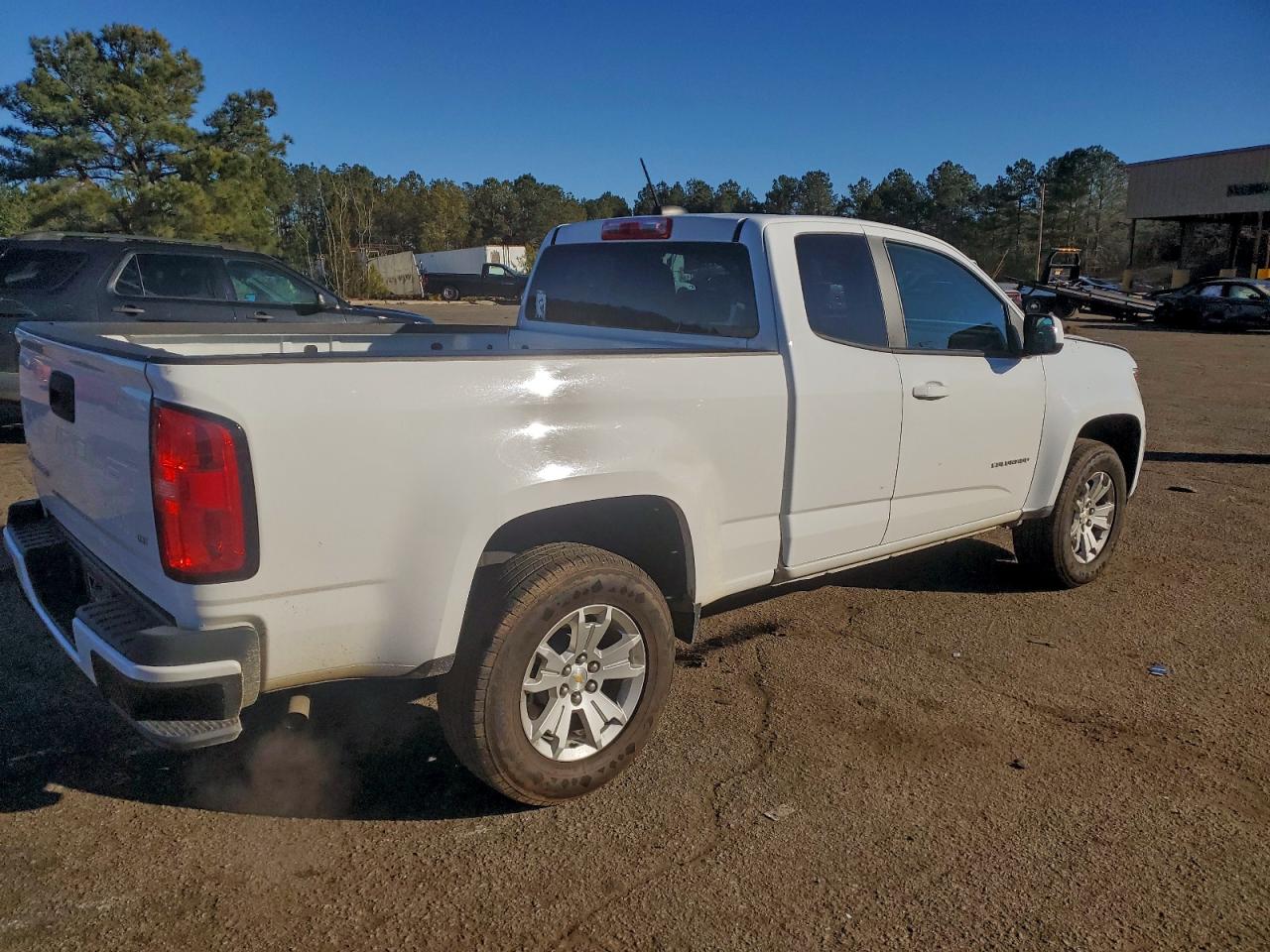 2022 CHEVROLET COLORADO LT photo 3