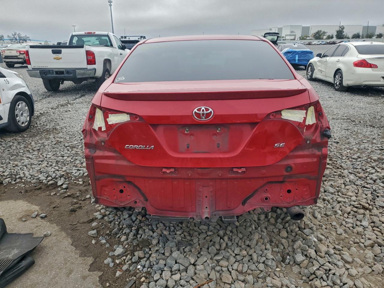 2017 TOYOTA COROLLA L photo 6