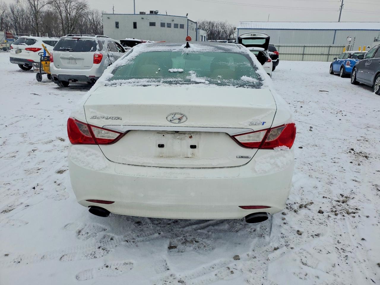 2013 HYUNDAI SONATA SE photo 6