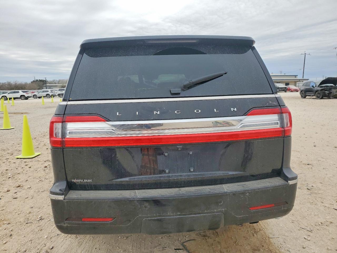 2021 LINCOLN NAVIGATOR RESERVE photo 6