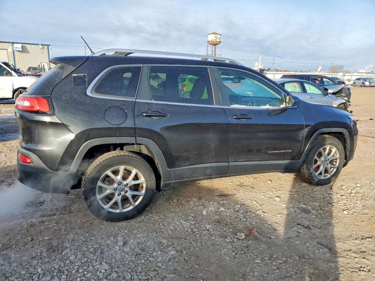 2015 JEEP CHEROKEE LATITUDE photo 3