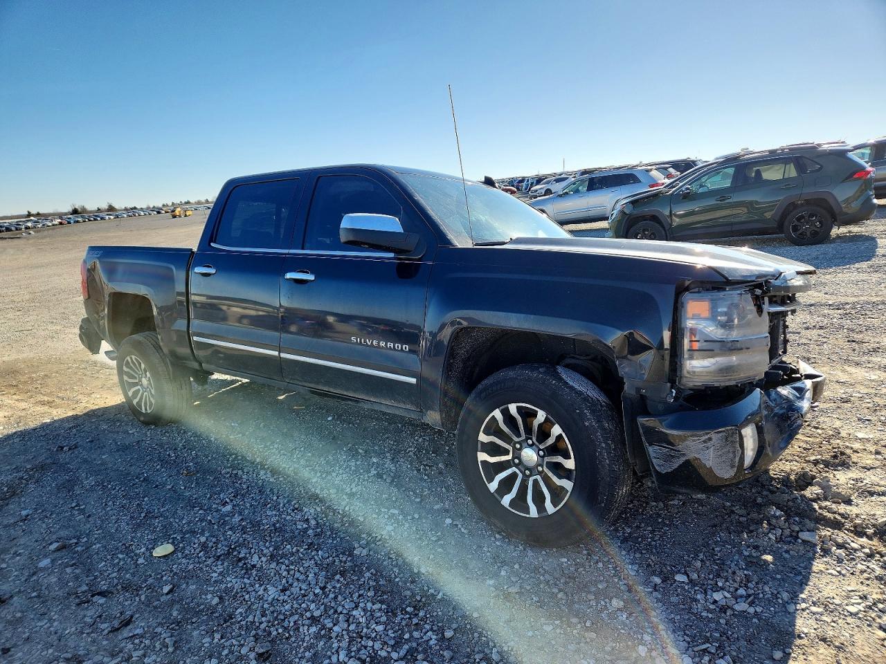 2017 CHEVROLET SILVERADO K1500 LTZ photo 4