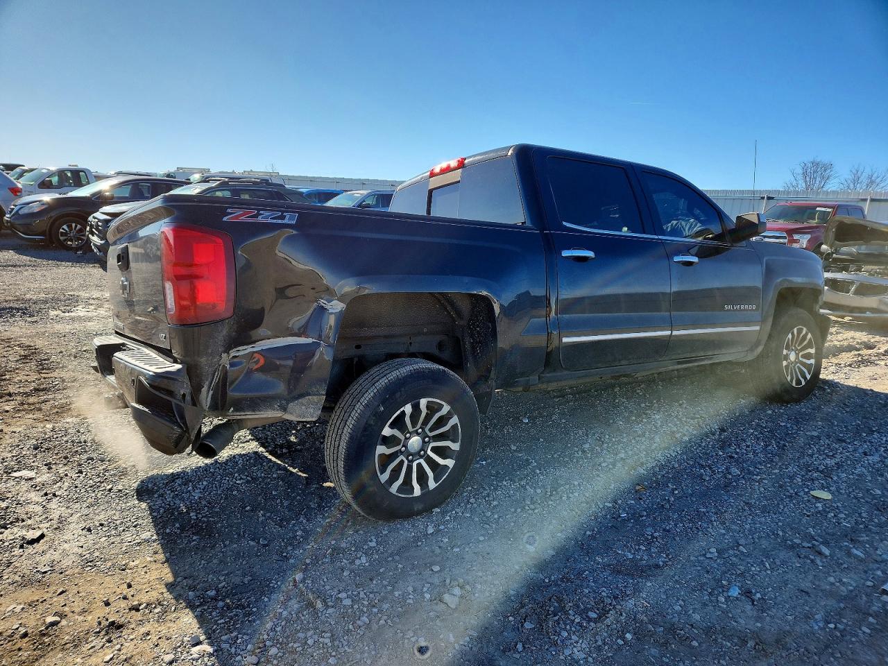 2017 CHEVROLET SILVERADO K1500 LTZ photo 3