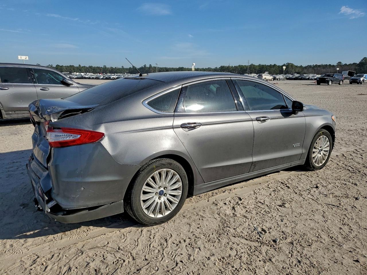 2014 FORD FUSION TITANIUM PHEV photo 3