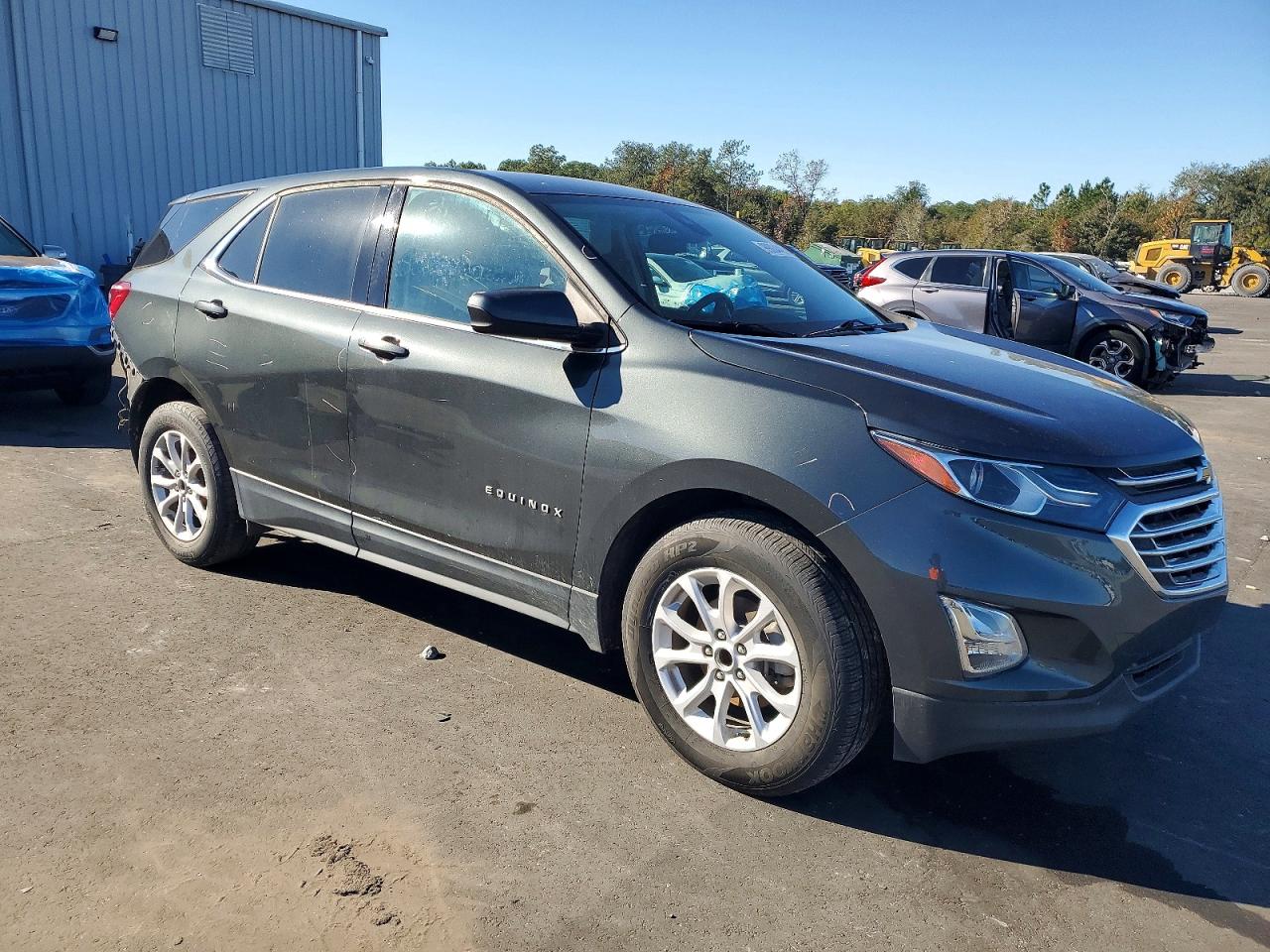 2020 CHEVROLET EQUINOX LT photo 4