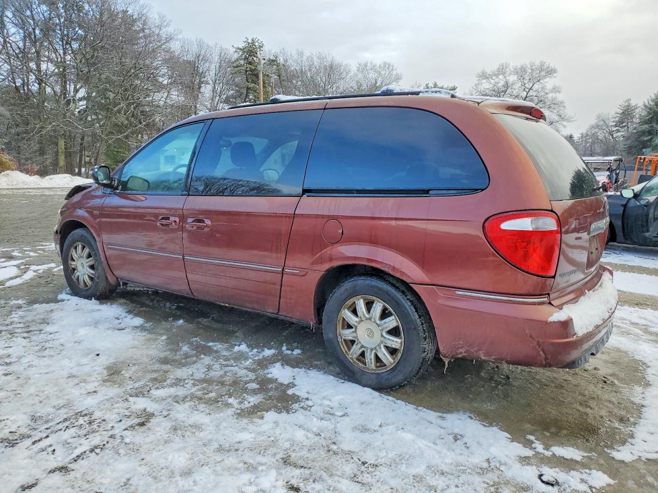 2007 CHRYSLER TOWN & COUNTRY TOURING photo 2