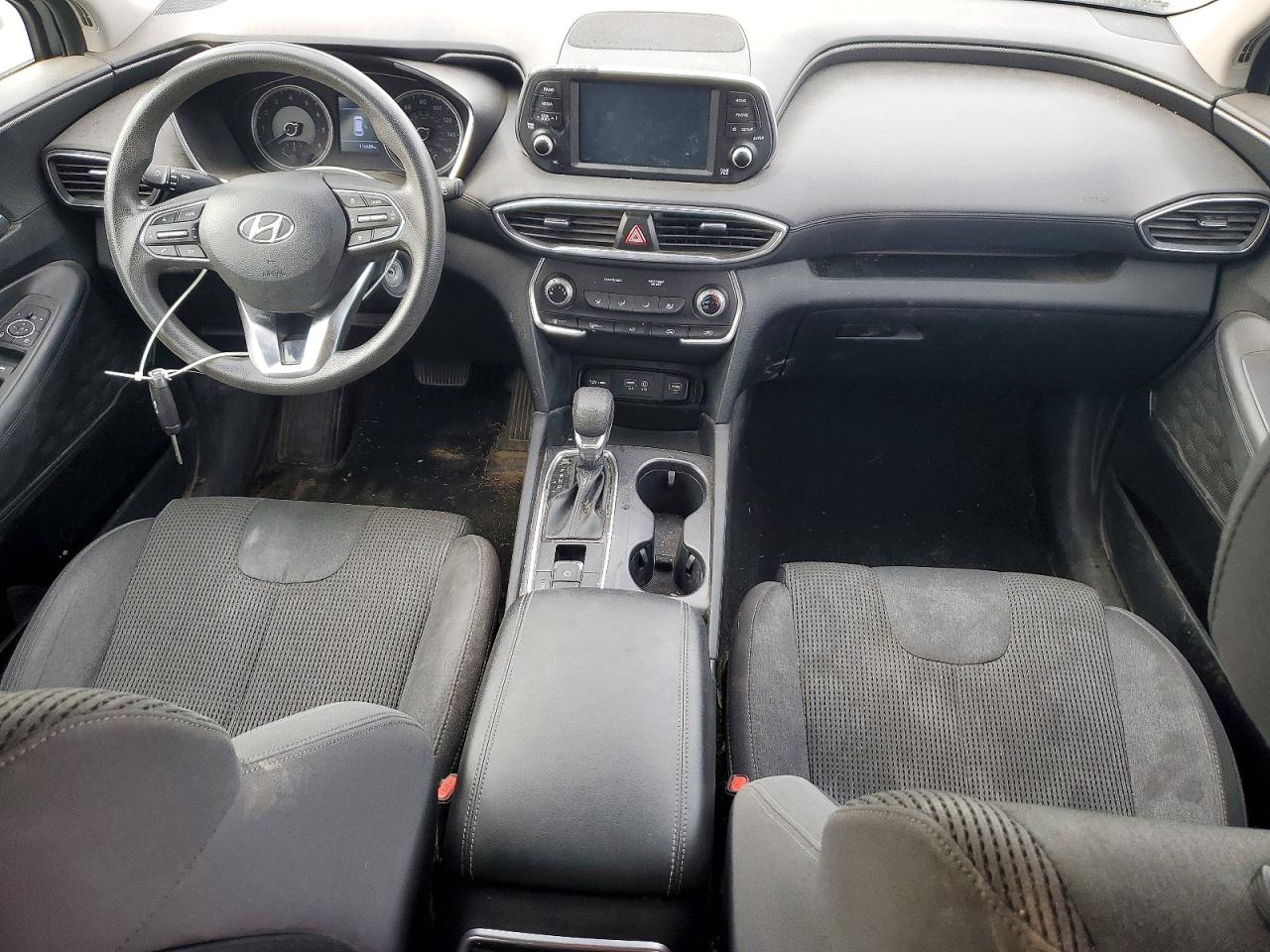 2019 HYUNDAI SANTA FE SE photo 8