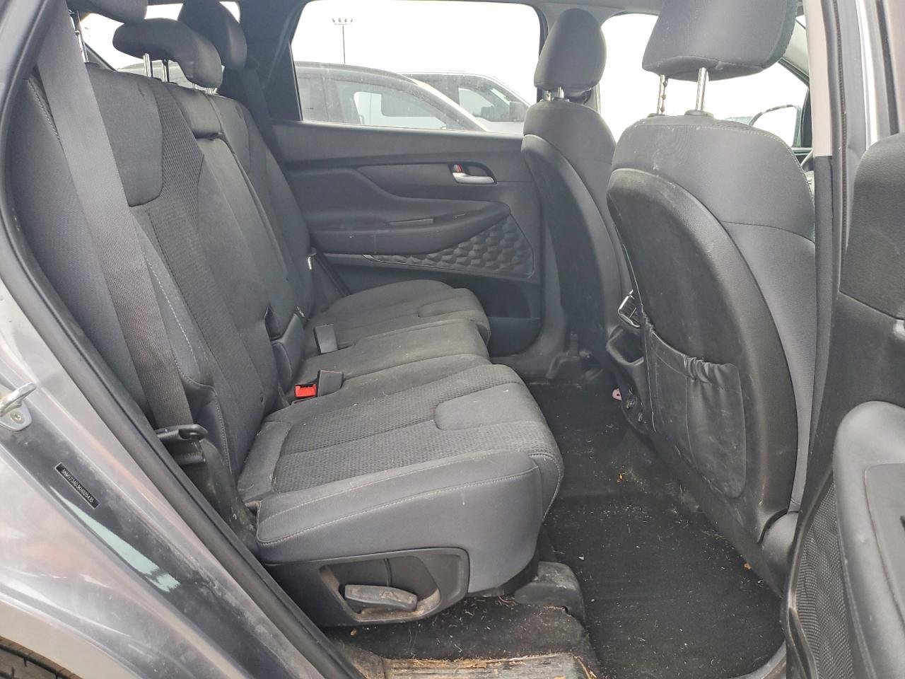 2019 HYUNDAI SANTA FE SE photo 11