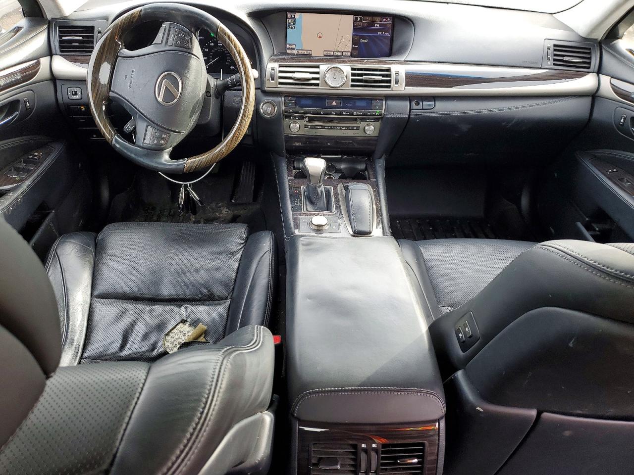 2014 LEXUS LS 460 photo 8