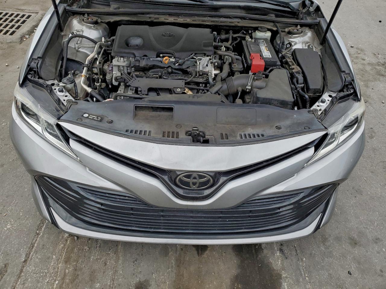 2019 TOYOTA CAMRY L photo 11